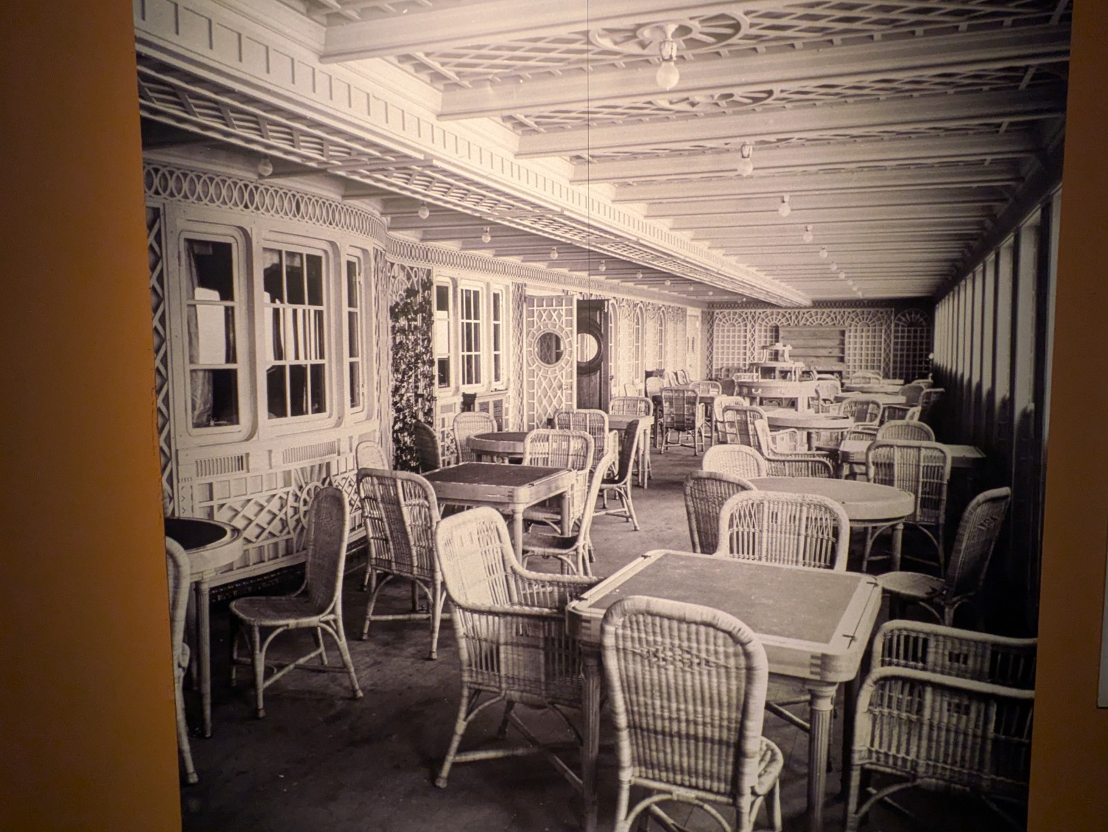 PXL 20241217 104809840